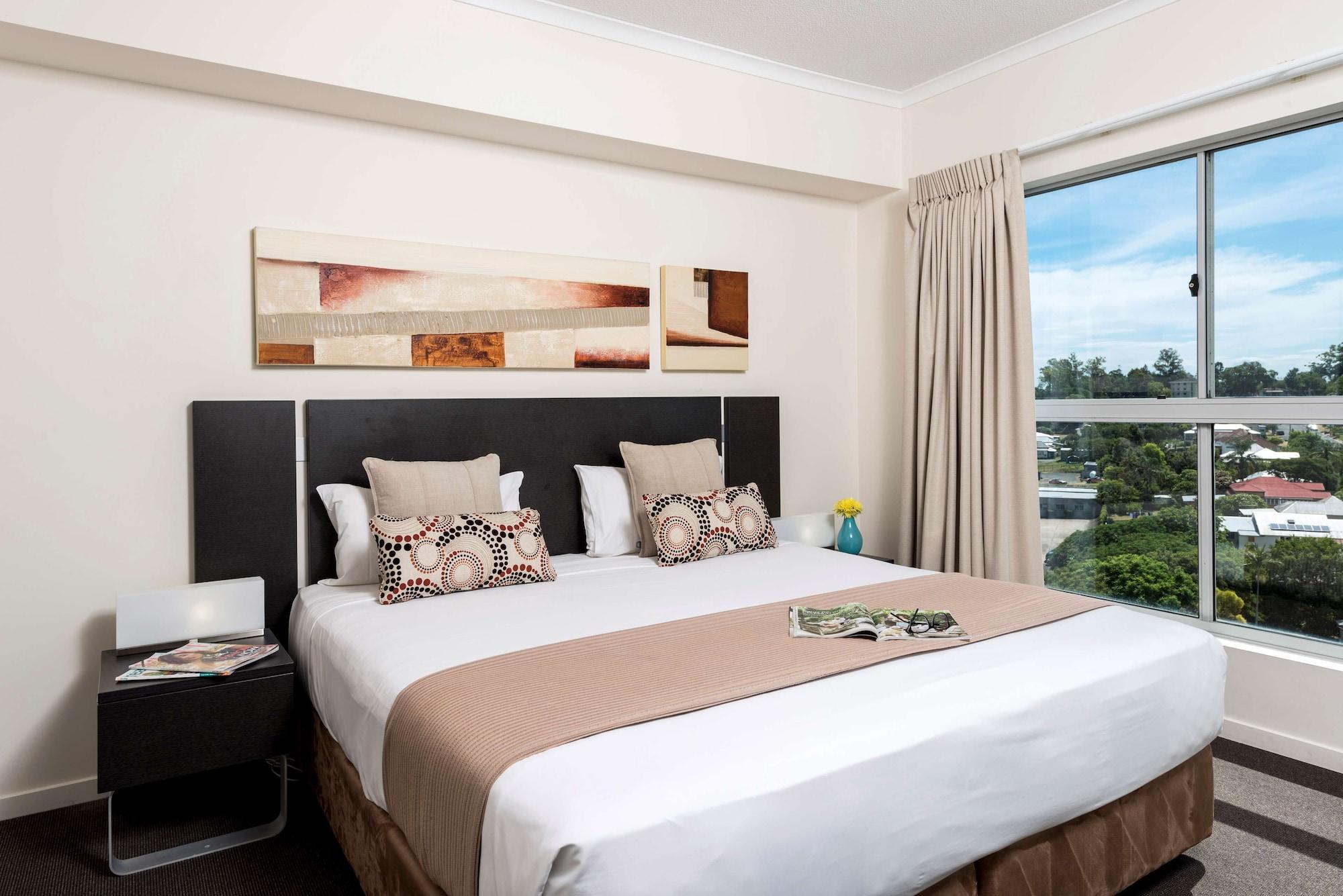 Oaks Ipswich Aspire Suites Экстерьер фото