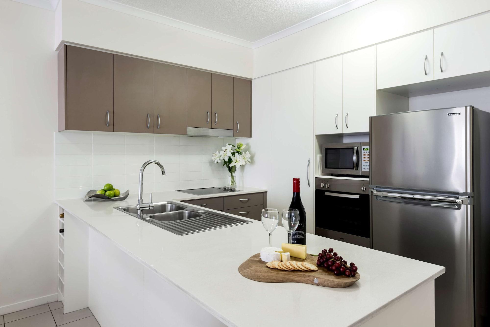 Oaks Ipswich Aspire Suites Экстерьер фото