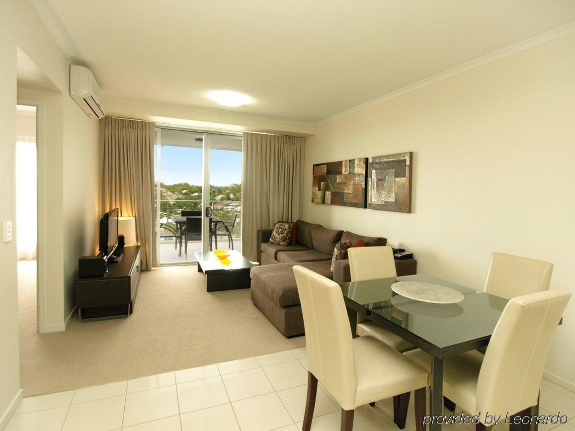Oaks Ipswich Aspire Suites Экстерьер фото