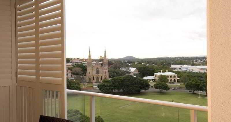 Oaks Ipswich Aspire Suites Экстерьер фото